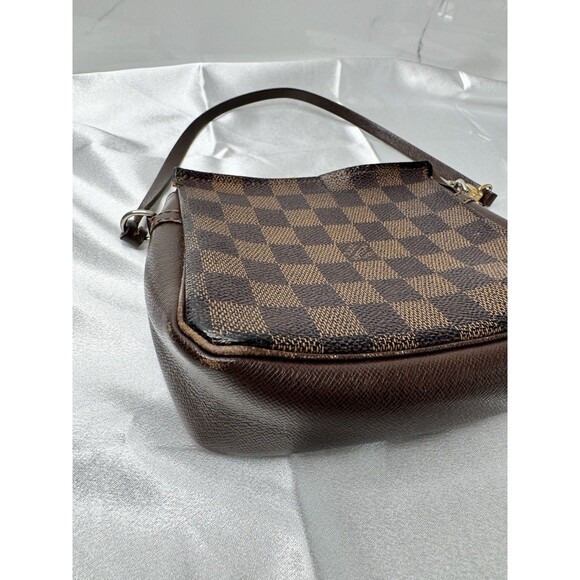 Vintage Louis Vuitton Damier Ebene Truth Makeup Pouch N51982 - Picture 4 of 15